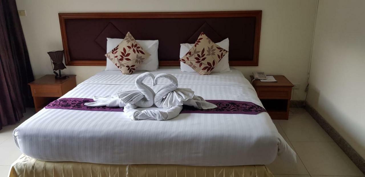 Rajadhani 3* Pattaya