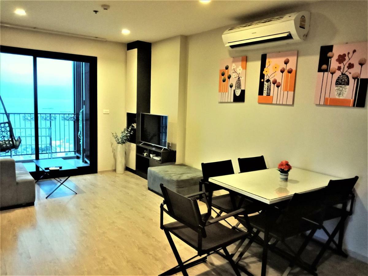 Llx At The Base Apartment Pattaya