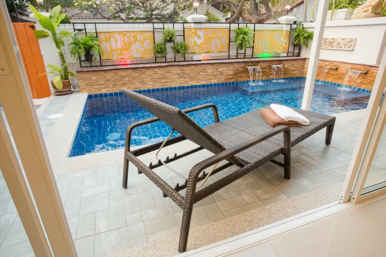 Villa Pool 39b 300 Mater To Gate Pattaya