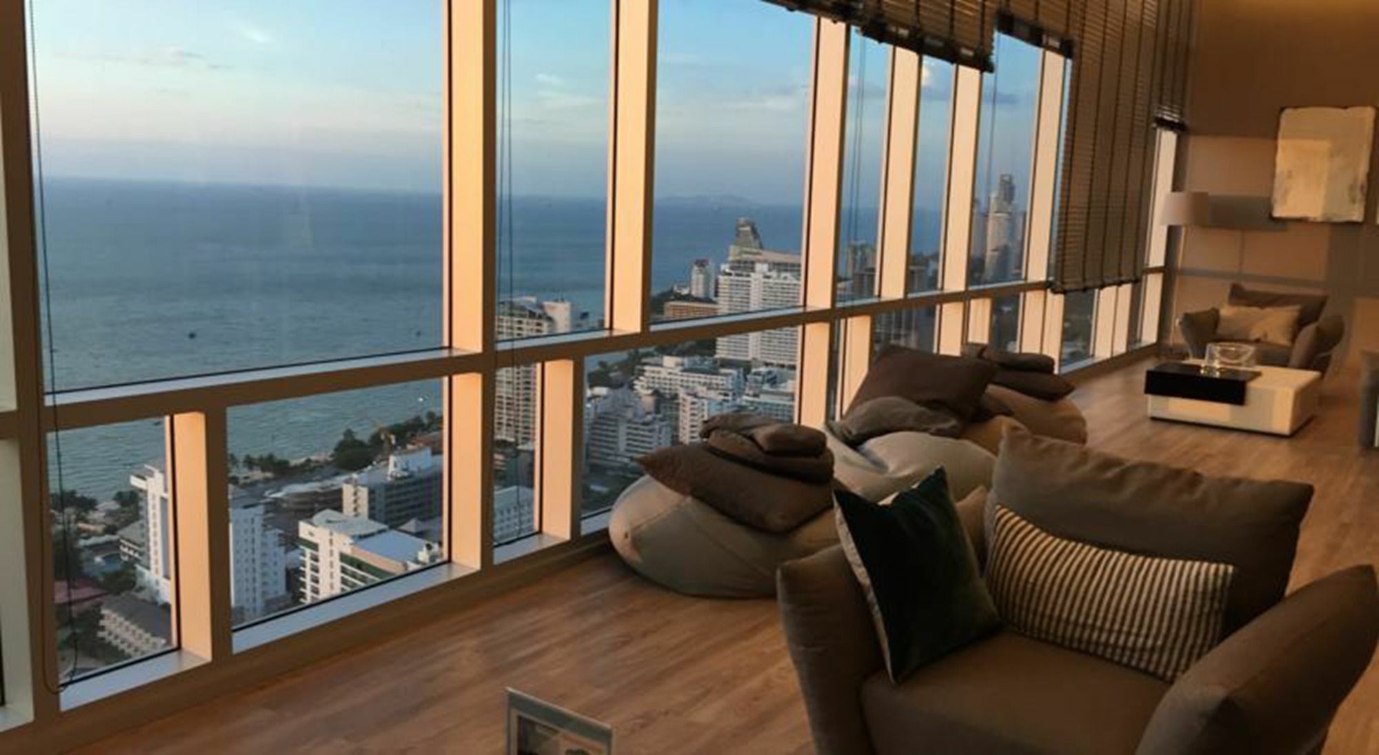 Centric Sea By Uplus Apartment Pattaya