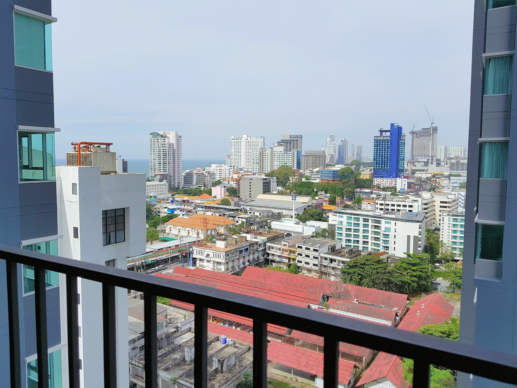 Hotel 1br Centric Sea 102 With Infinity Pool