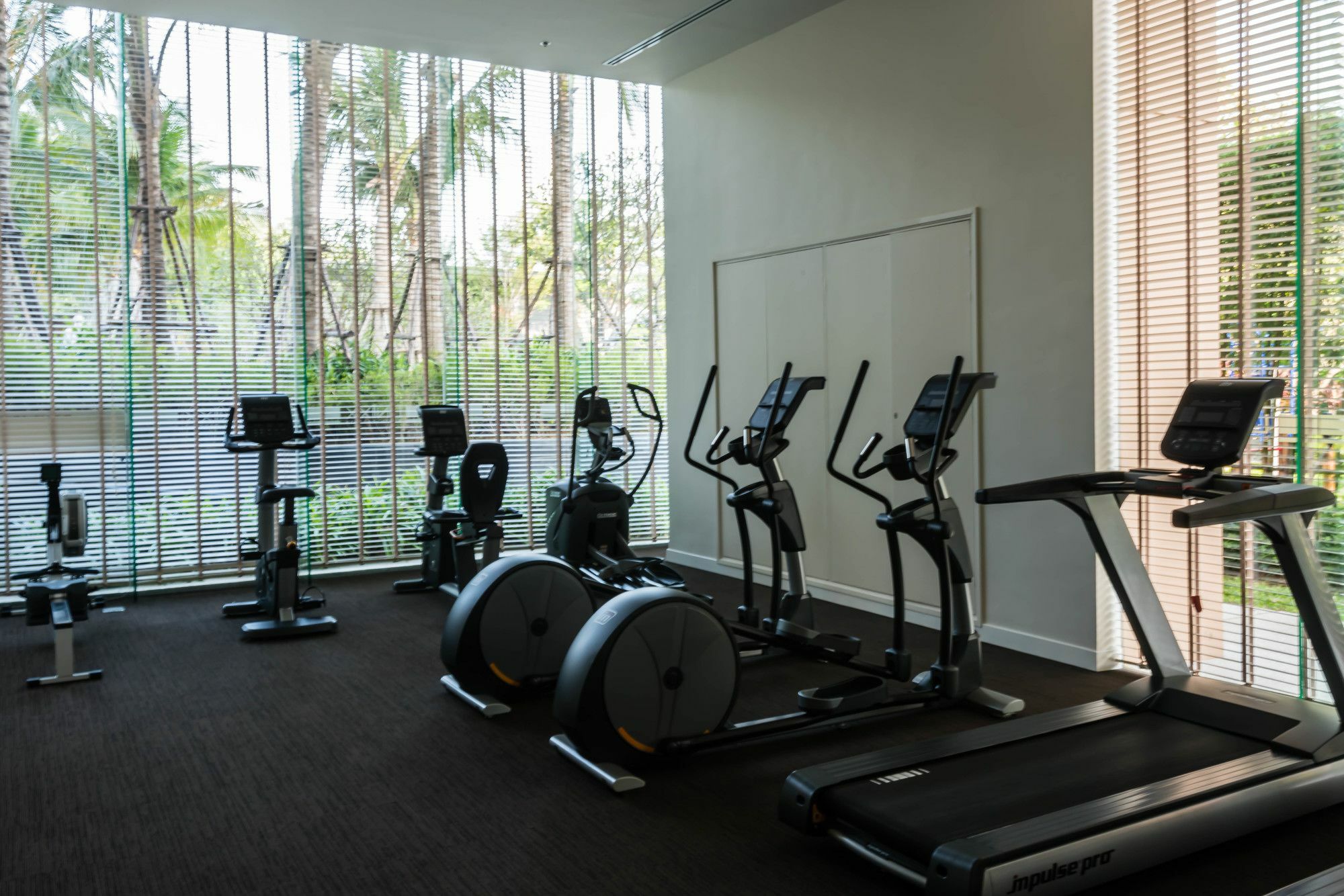 Unixx South By Gv Apartment