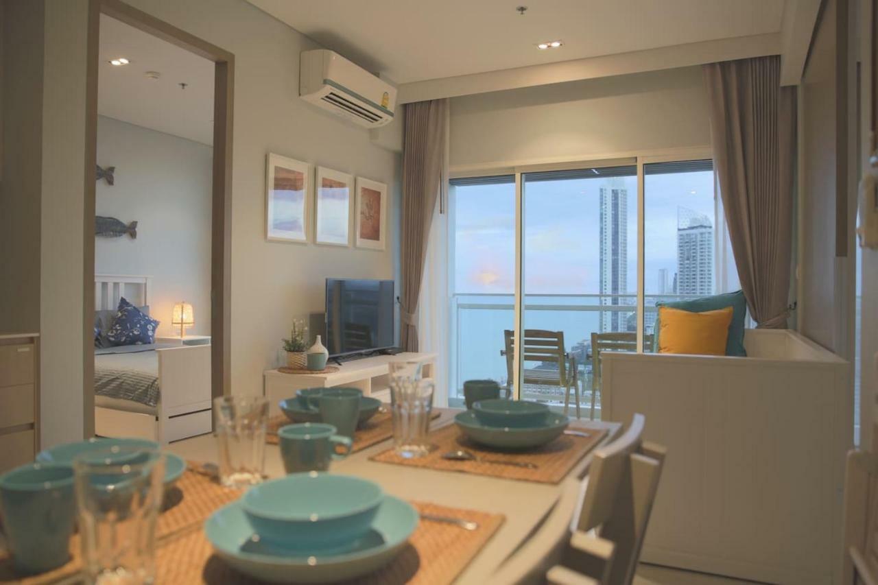 Apartment Stunning Sunset On 30th Floor Front@veranda Pattaya