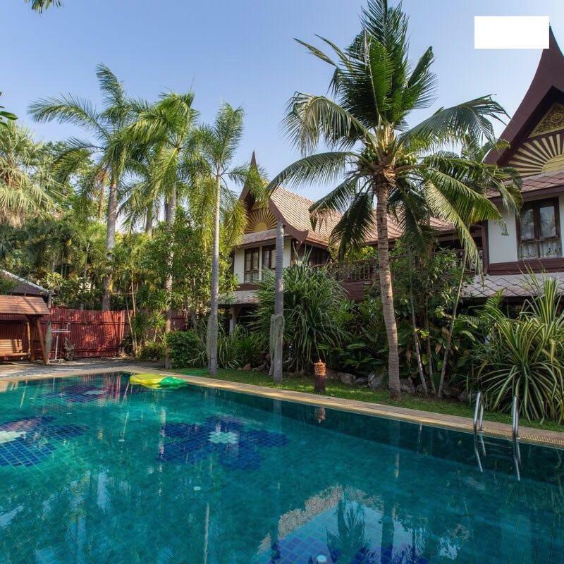 Napalai Pool Pattaya