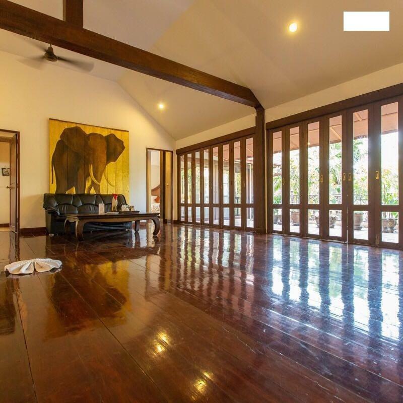 Tempat peranginan Napalai Pool Pattaya