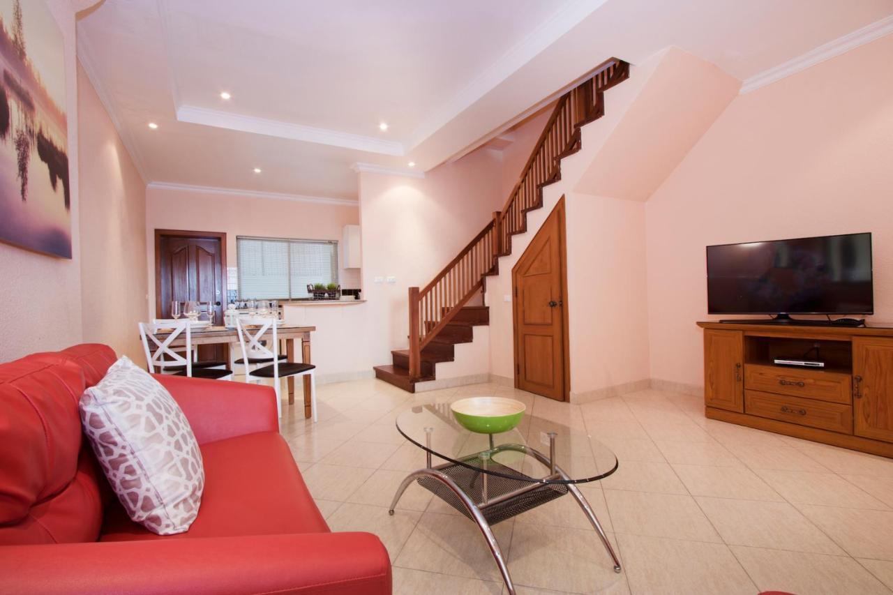 Corrib Village South * Pattaya