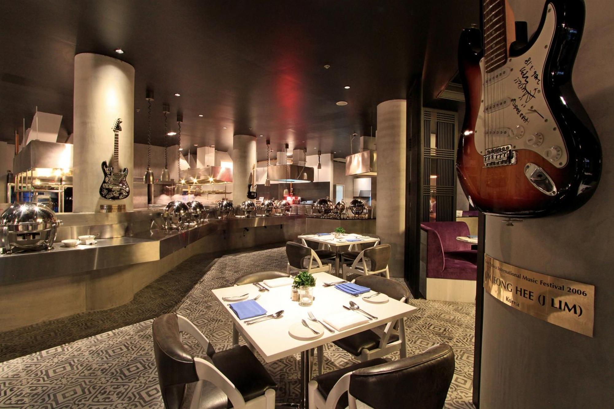 โรงแรม Hard Rock (adults Only) Pattaya