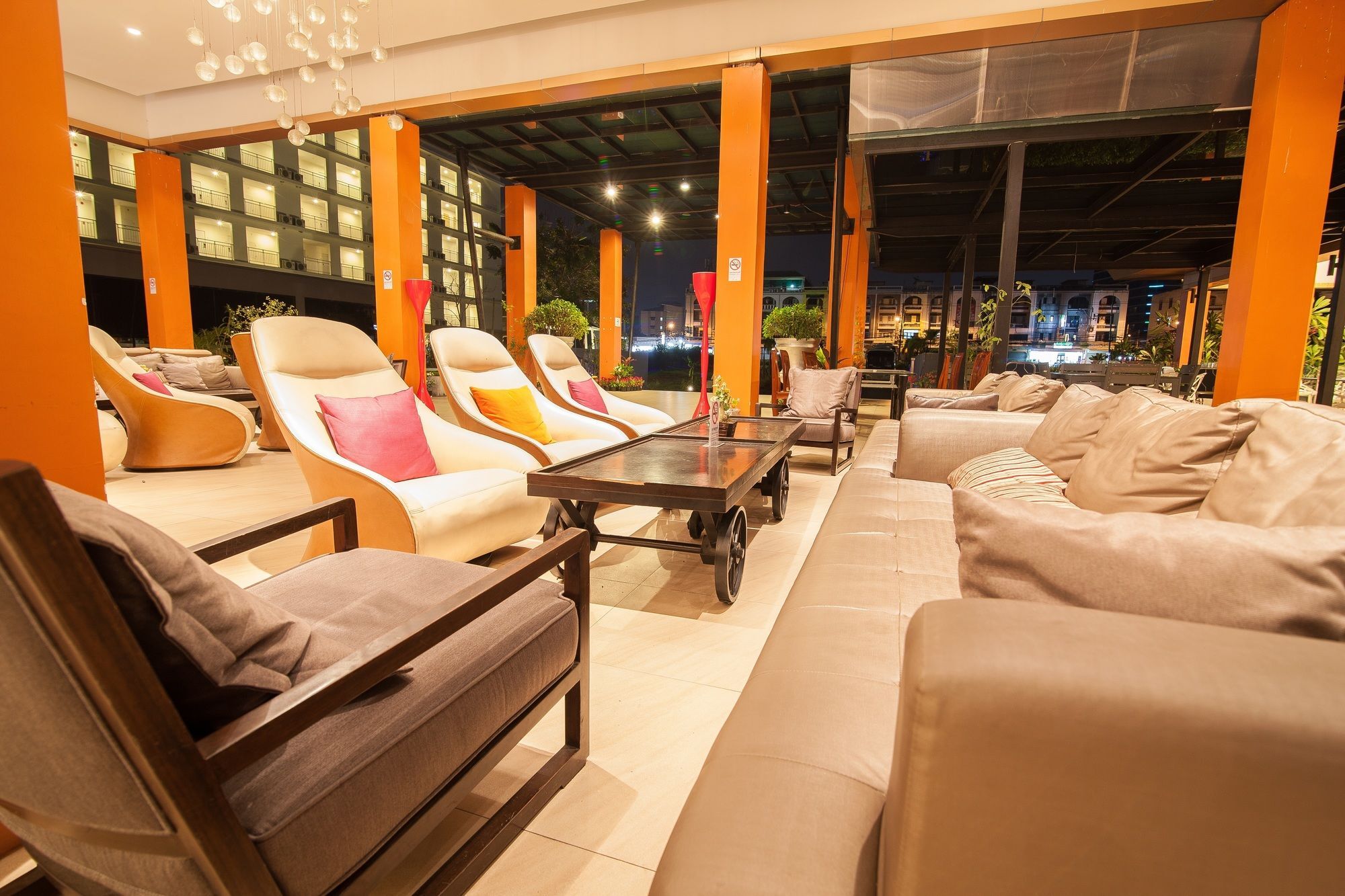 Hotel Woraburi & Pattaya