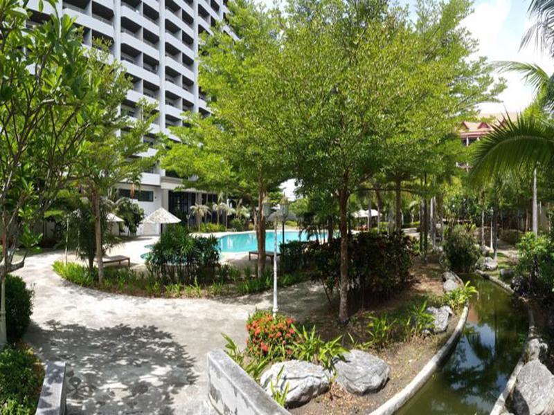 Boomerang Rooftop Apartment