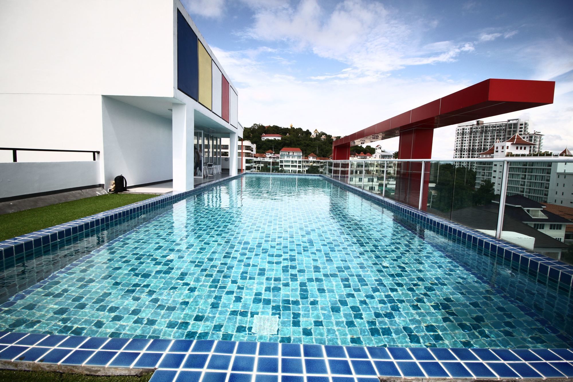 Apartment Art On The Hill By Sunny Pattaya