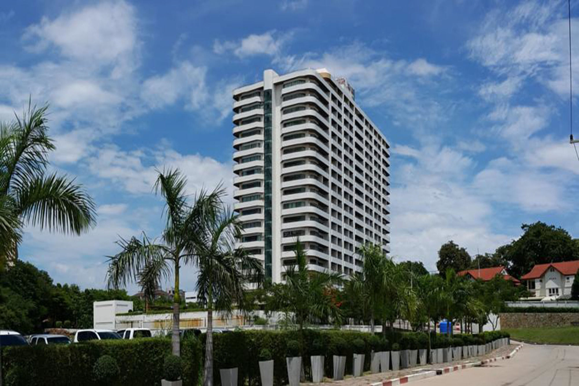Apartment Boomerang Rooftop Pattaya
