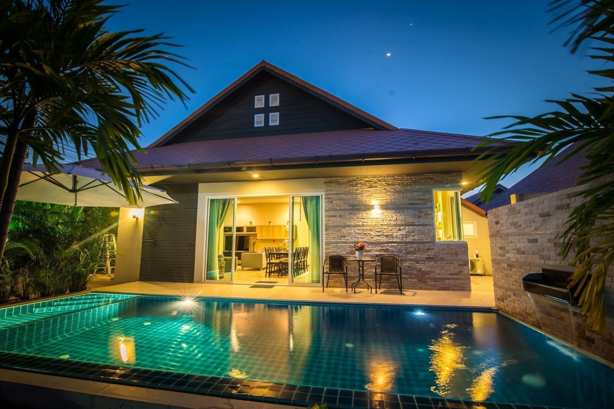 The Deluxe Modern Pool Villa Pattaya