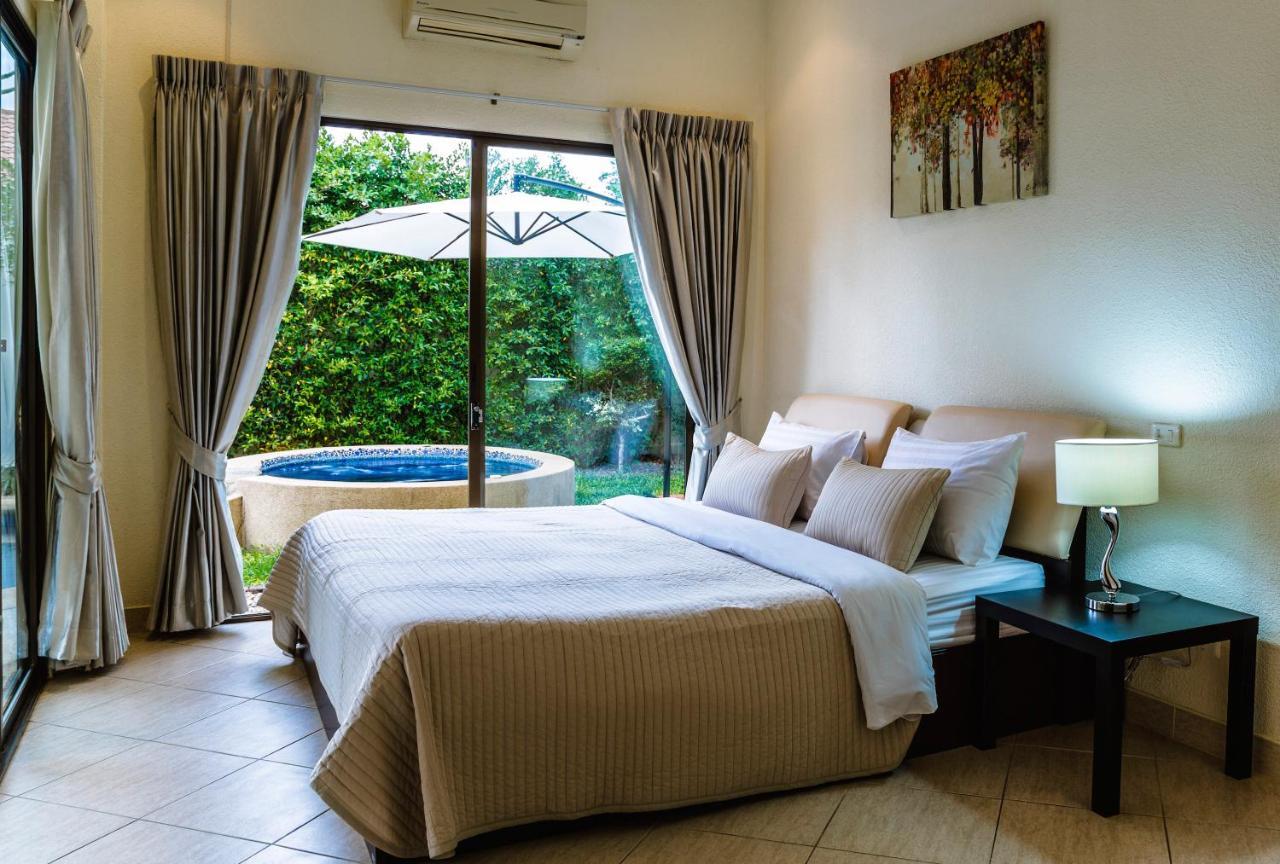 Villa Magic