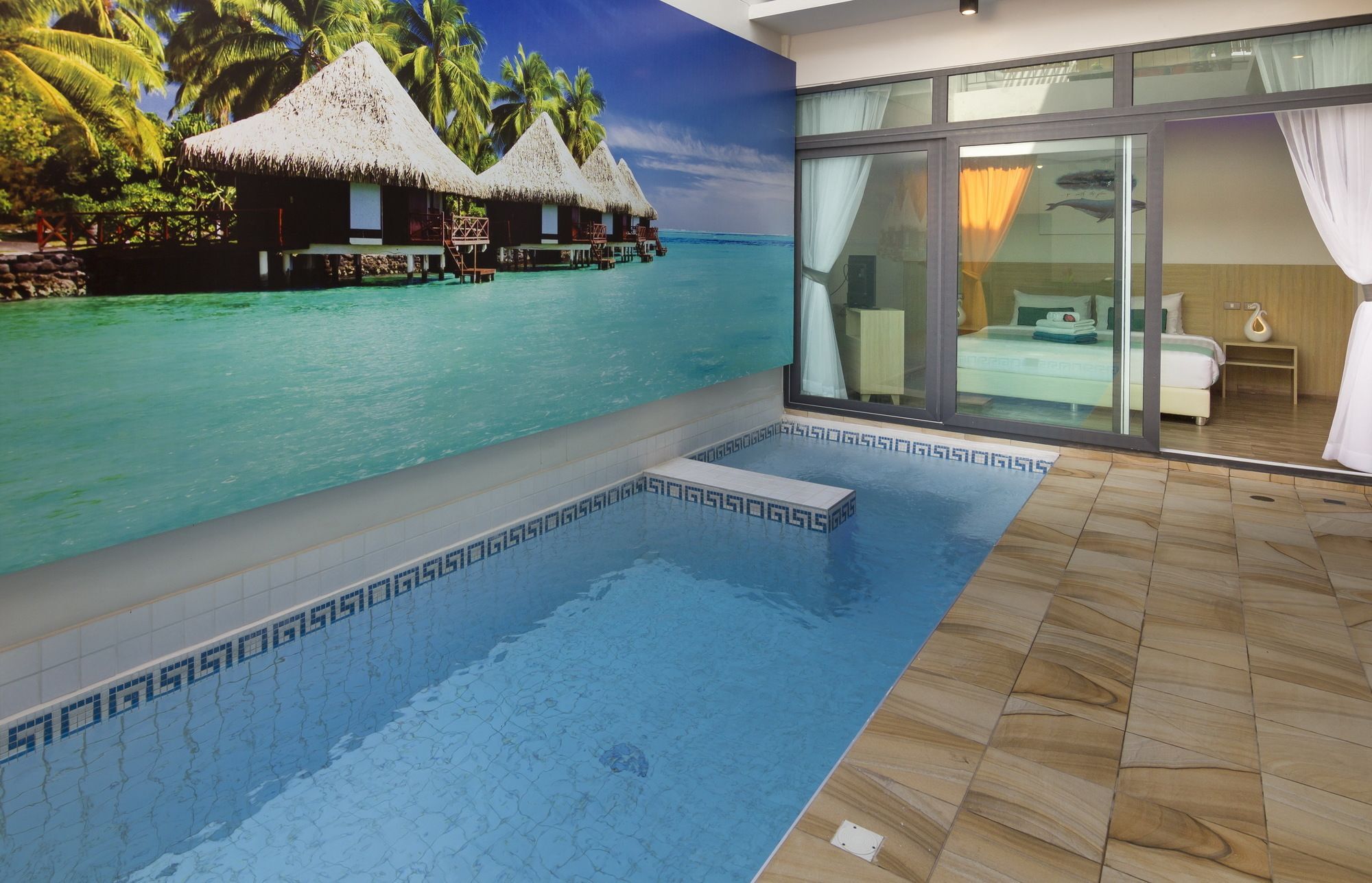 Tropicana Pool Pattaya