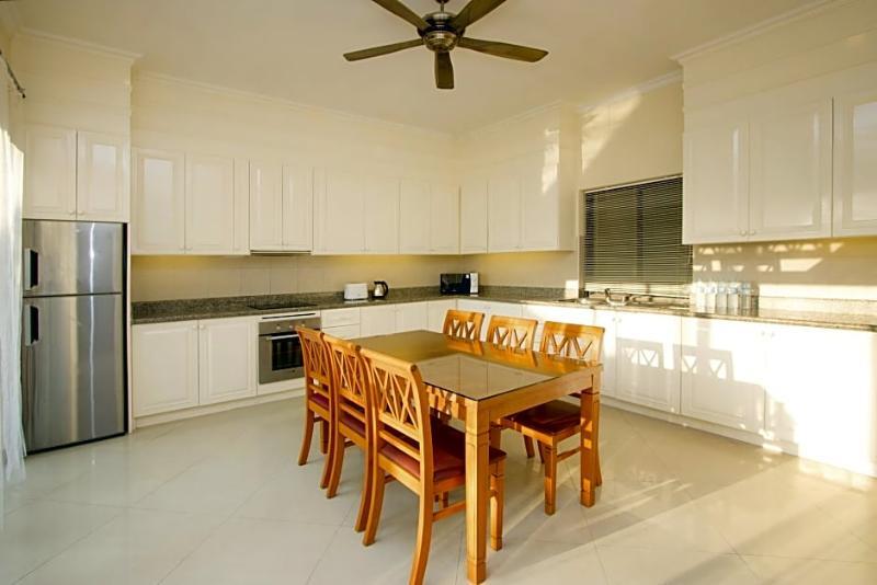 Villa Avoca Pool Pattaya