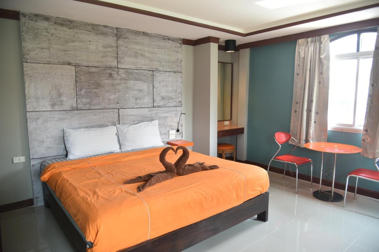 Hotel The Palm Delight 2*