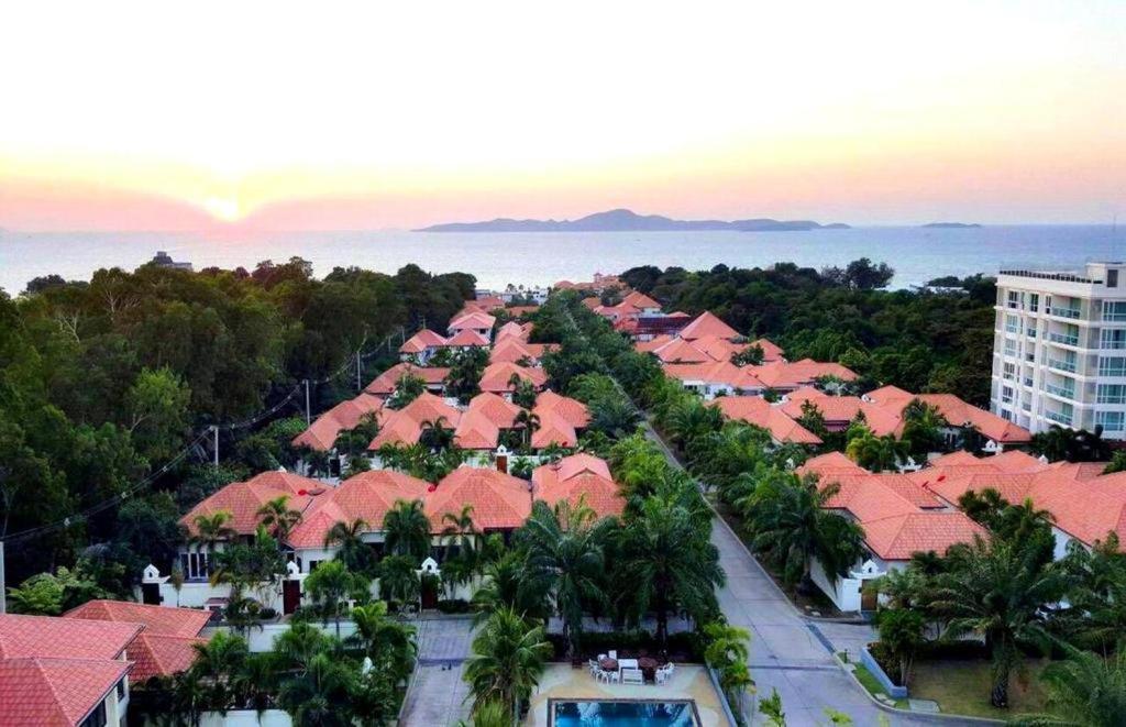 Villa Luxury 3 Beds Pool Amaya & Nara Pattaya
