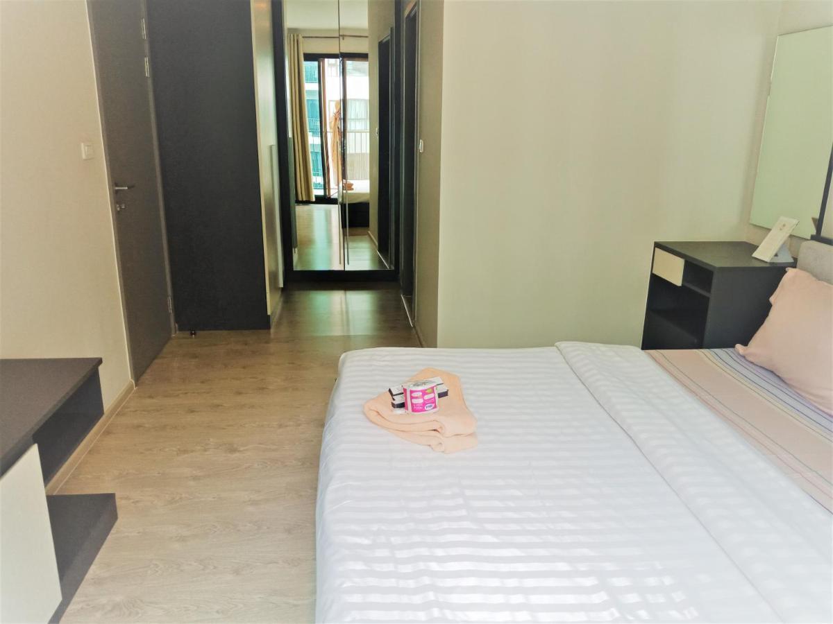 Apartment Llx At The Base Pattaya