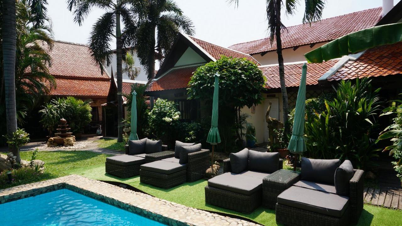 Leprive Hotel 2*