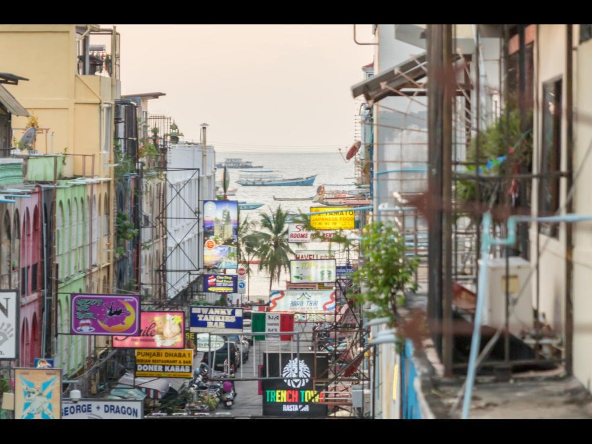 Guest house Tuk's Sports Bar Pattaya
