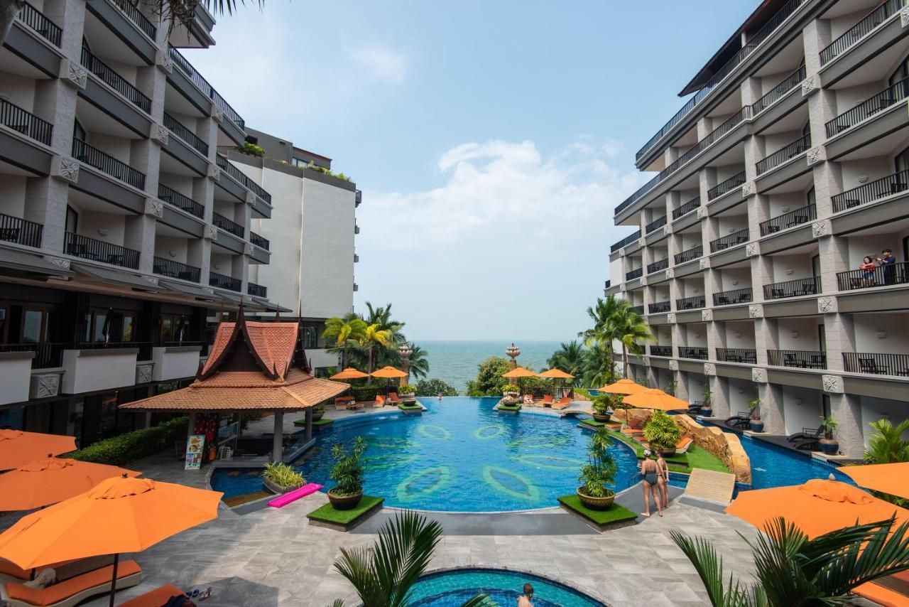 Resort Garden Cliff And Pattaya