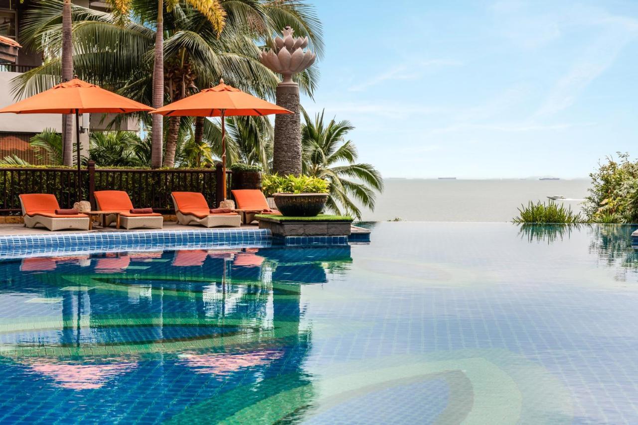 Resort Garden Cliff And