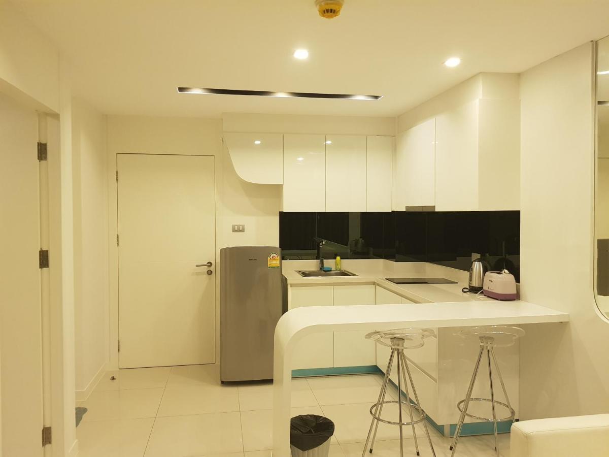 Center By Apartment Pattaya