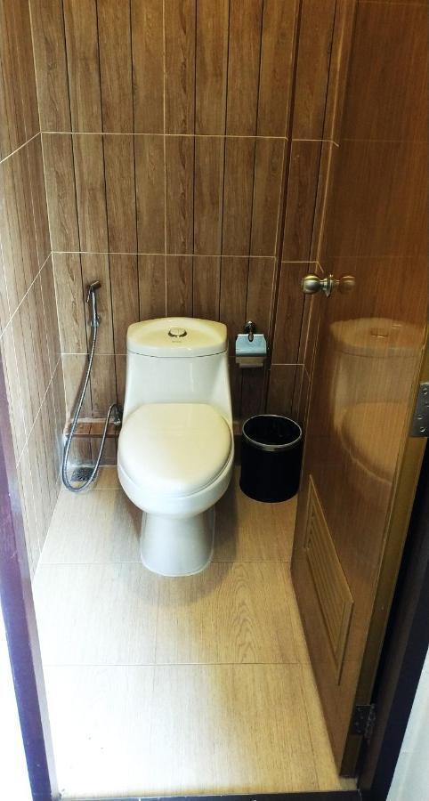 Breeze Hostel *