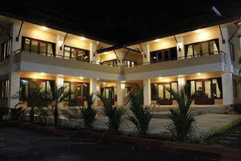 Chaba Garden Inn 3*