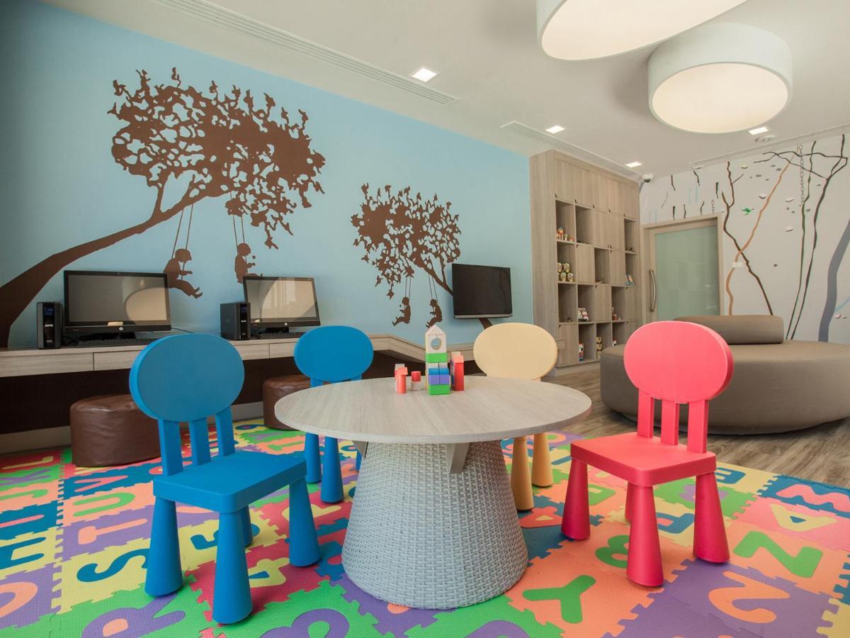 Mercure Ocean Hotel 4*