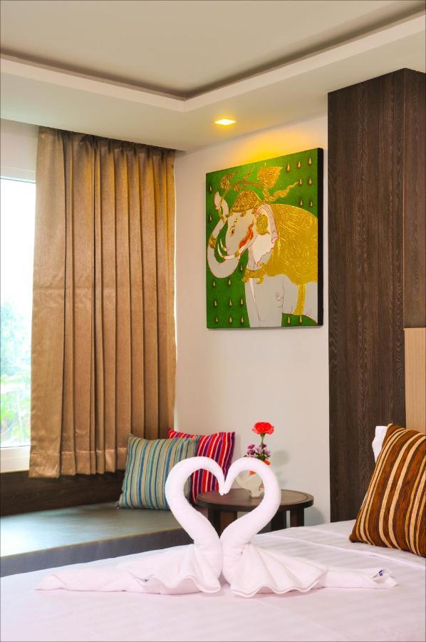 Hotel Vareena Palace Pattaya