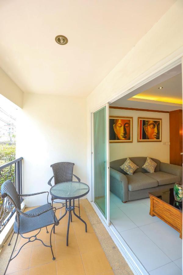 Hotel Tara Court