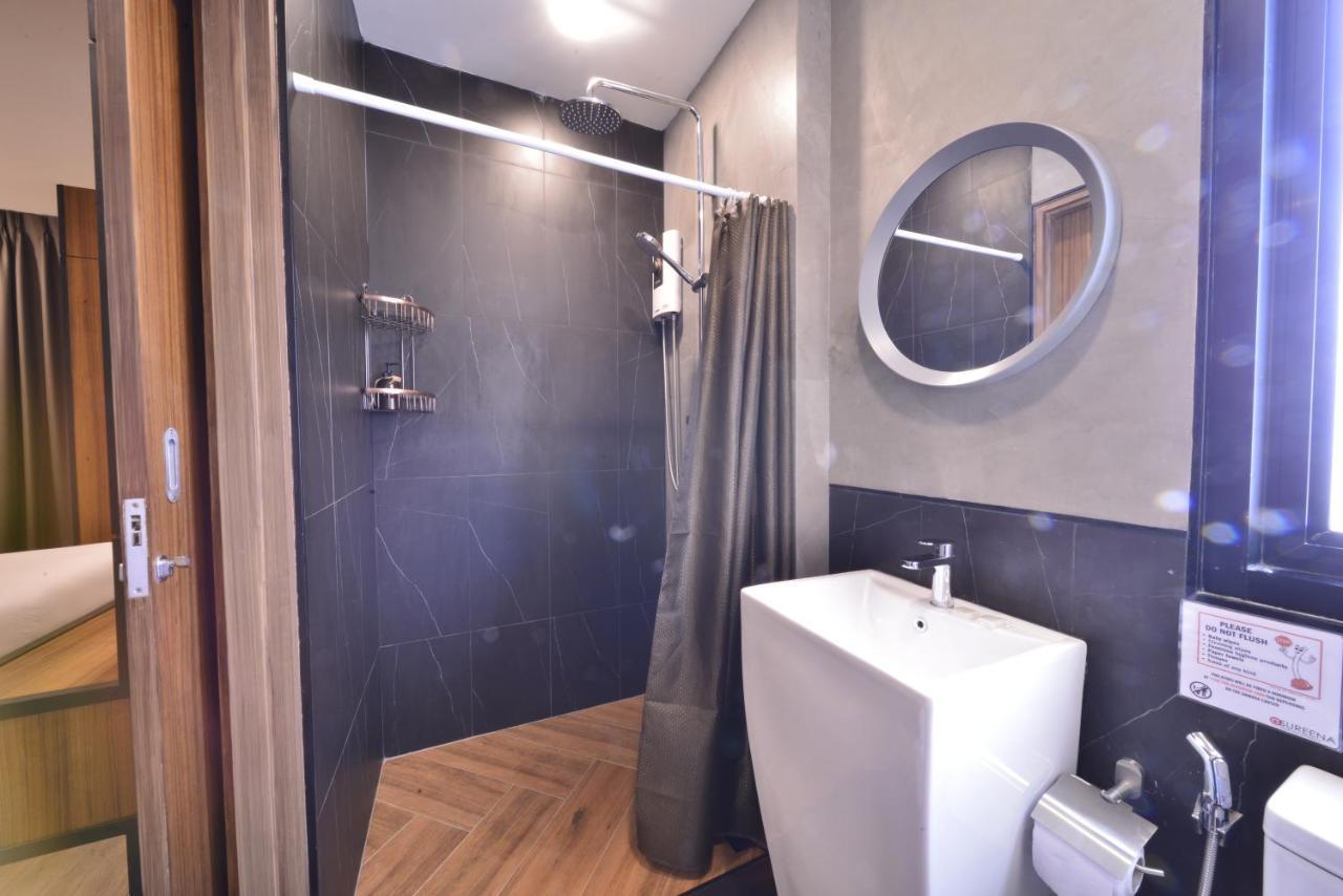Hotel Sureena 3*