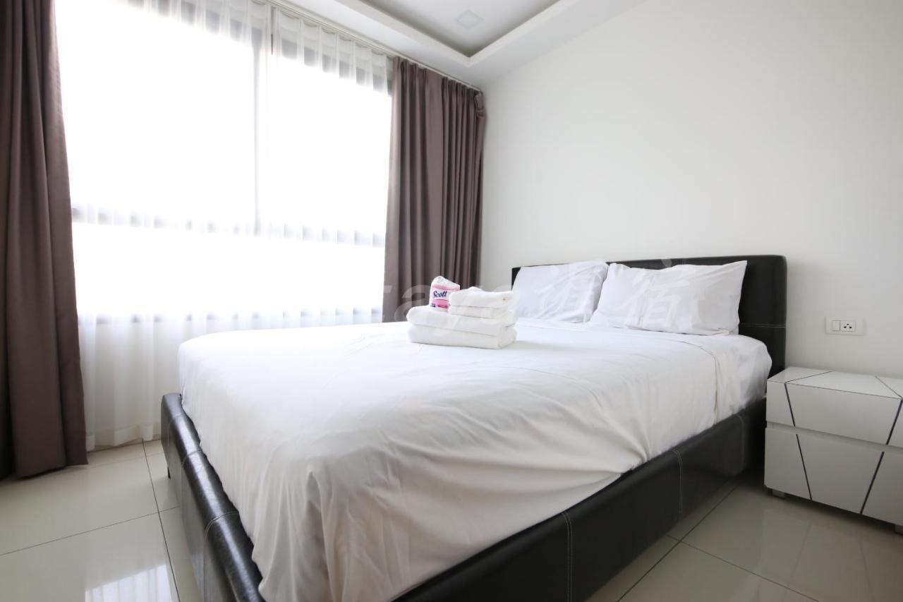 Aparthotel Arcadia Waters 3*