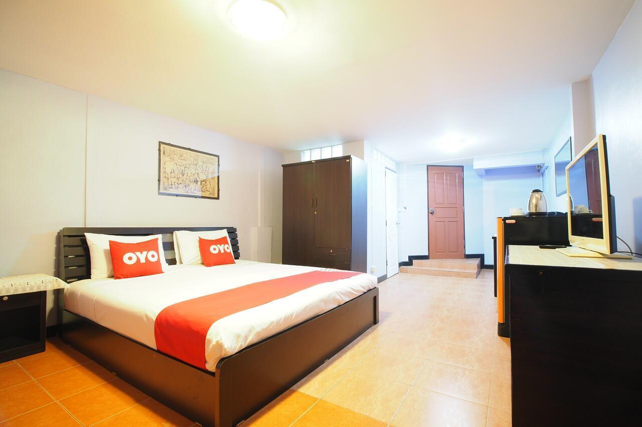 Hotel Oyo 963 Sunshine 2*