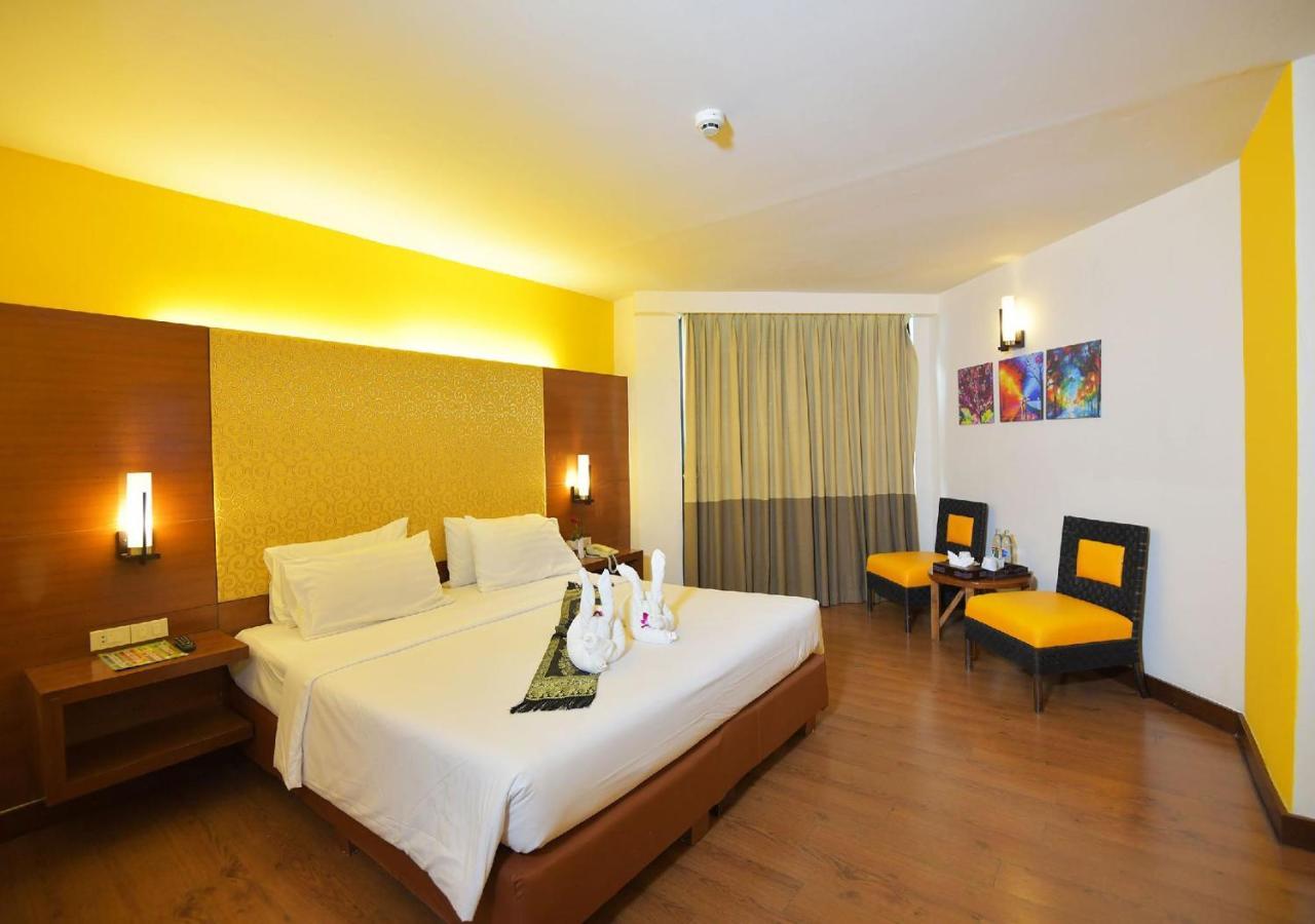 Hotel The Seasons - Sha Certified 4*