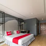 Oyo 882 The Moonlight Serviced Hotel Pattaya