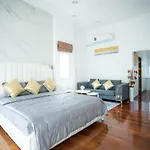 Kw Pool Villa Pattaya