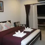 Oceans 7 Beach Guesthouse