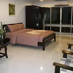 Oceans 7 Beach Guesthouse