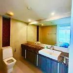 Centara Avenue อพาร์ทเม้น