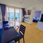 Centara Avenue * Pattaya