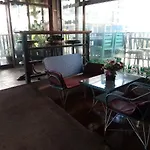 Ben & Lek Guest house 3*