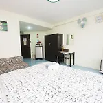 Pattaya Holiday Lodge