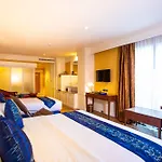 Resort Floral - Dolphin Circle Pattaya