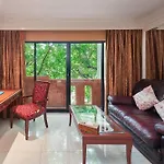 Resort Floral - Dolphin Circle Pattaya