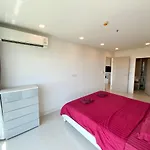 อพาร์ทเม้น One Tower Sea View 104