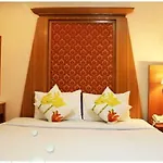 โรงแรม ไมค์บีชรีสอร์ท 3*