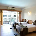 Authong โรงแรม