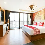 Oyo 458 Nakorn Siam Boutique 2*